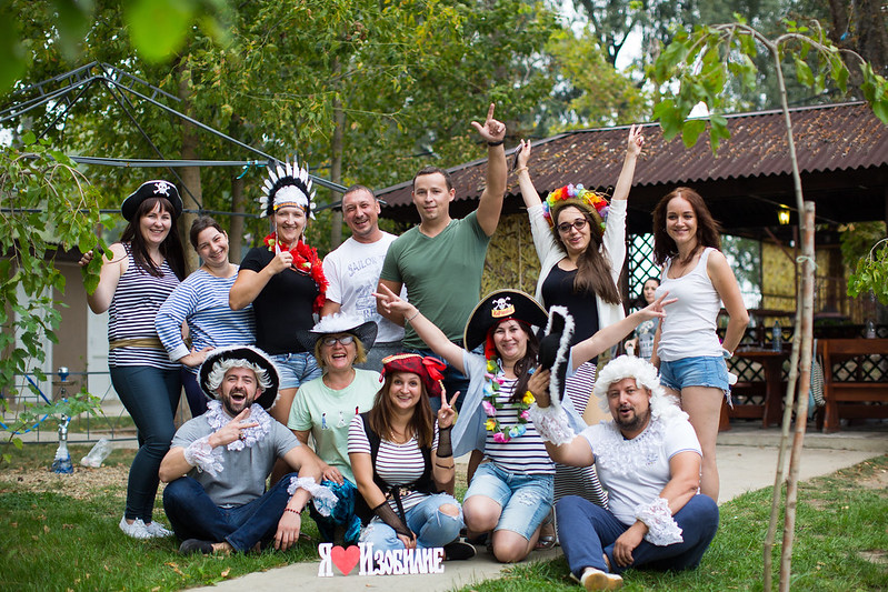 Как отметить День строителя в Saratov