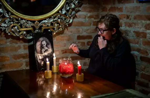 Квесты по мотивам фильма «Звонок» в Саратове — атмосфера мистического хоррора и психологического напряжения